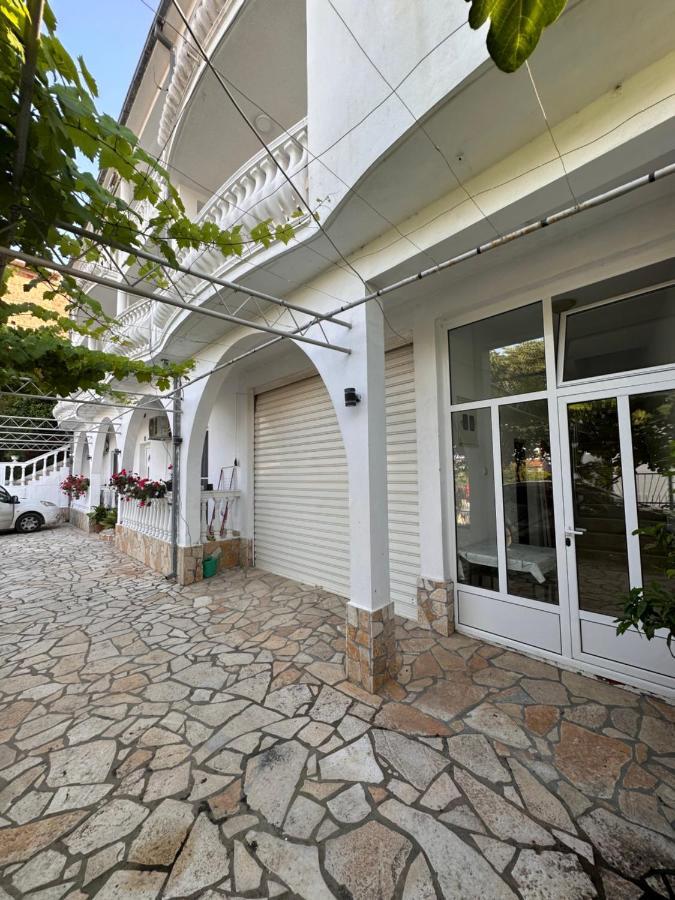 Apartments Sr Ulcinj Buitenkant foto